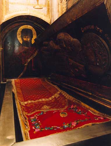 Мощи свт. Филиппа в Успенском соборе Московского Кремля